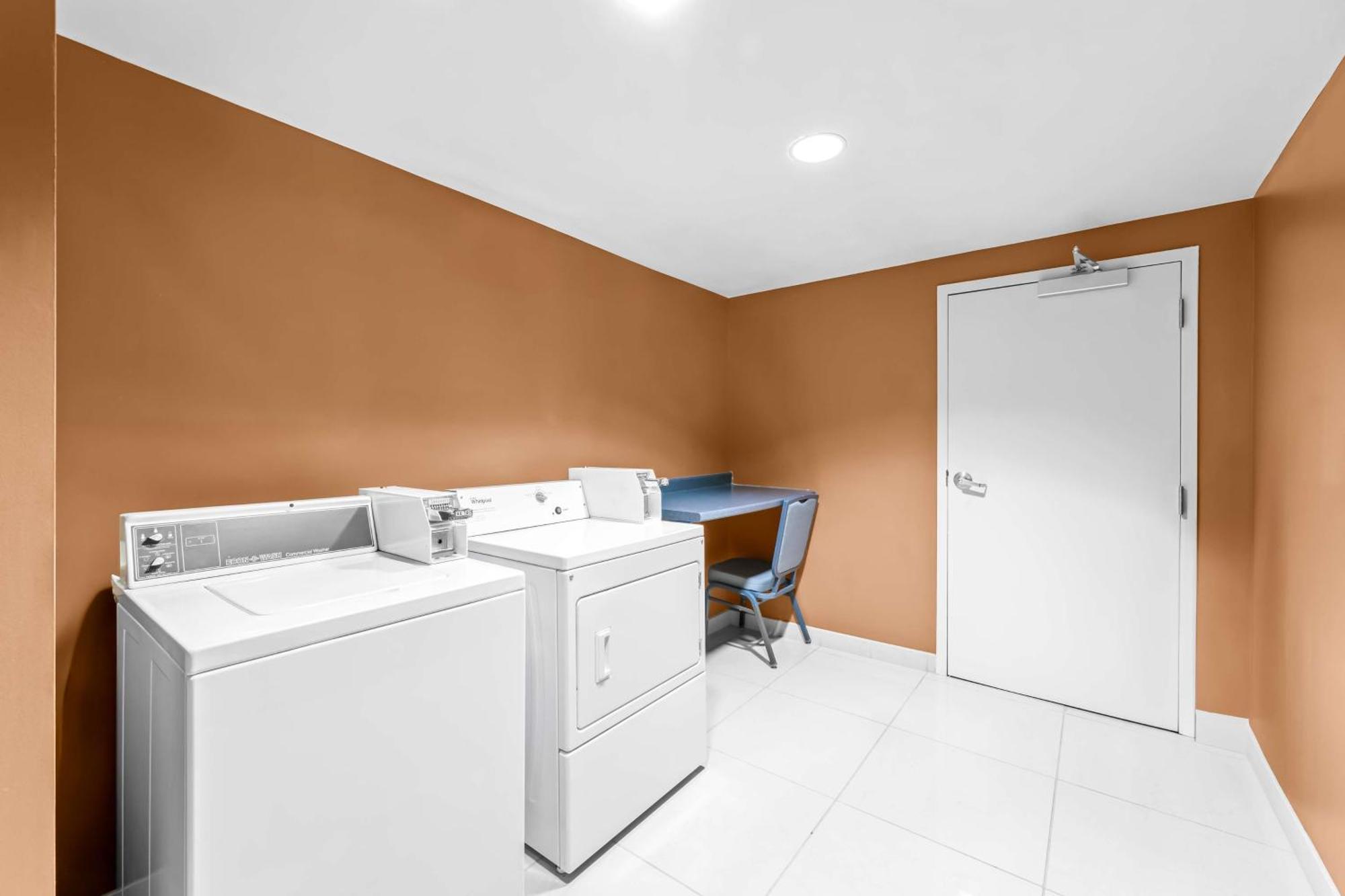 Hampton Inn & Suites Charlotte-Airport Luaran gambar