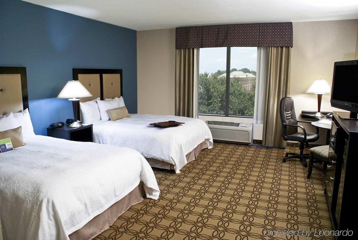 Hampton Inn & Suites Charlotte-Airport Bilik gambar